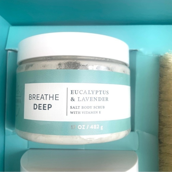 🌿 NEW Bath & Body Works - Eucalyptus Lavender Spa Box 🌿 - Picture 5 of 9